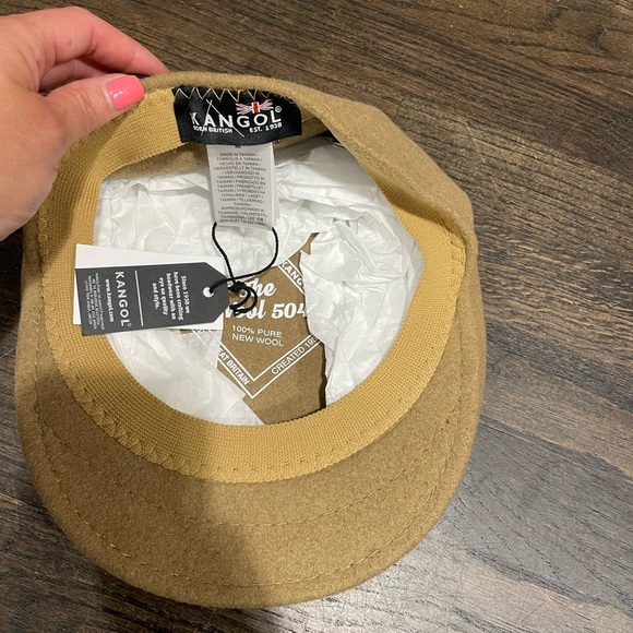 Kangol 504 wool cap in beige. Brand new with tags. - Picture 3 of 4